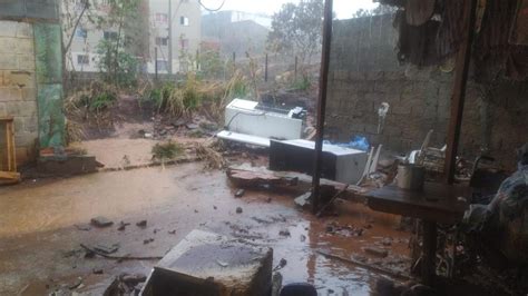 Fortes Chuvas Causam Transtorno E Destruição Em Cidades Do Interior De Minas Gerais