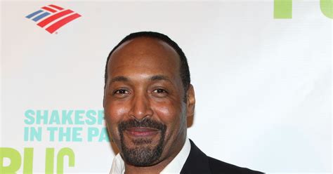 Jesse L Martin Will Play Marvin Gaye After All Vulture