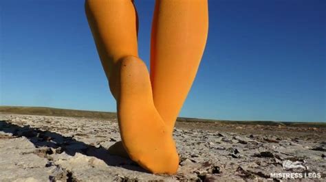 Barefoot Walking By Dried Up Lake In Yellow Pantyhose Xxx Mobile