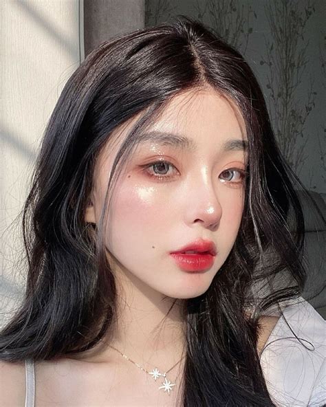 Image About Girl In Ulzzang By 𝗖𝗜𝗔𝗡𝗡𝗔 On We Heart It Korean Natural Makeup Korean Makeup Look