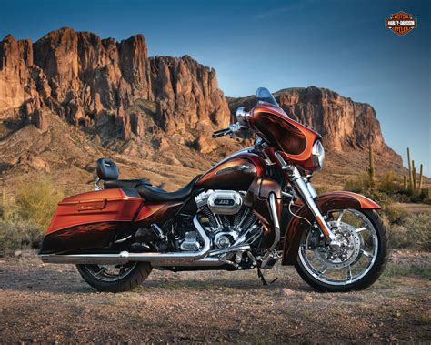 Harley davidson cvo limited price. HARLEY DAVIDSON CVO Street Glide specs - 2011, 2012 ...