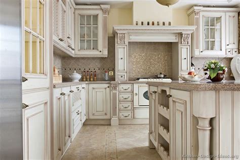 Antique Kitchens Pictures And Design Ideas