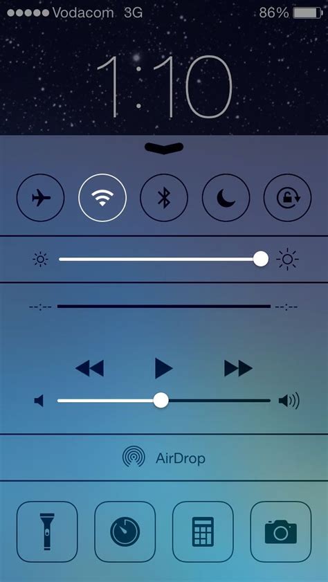 To turn on the iphone flashlight, follow these steps light up your iphone screen by tapping it, raising the phone, or clicking the side button. How to Turn on Flashlight in One Second iOS 7 | Ios 7 ...
