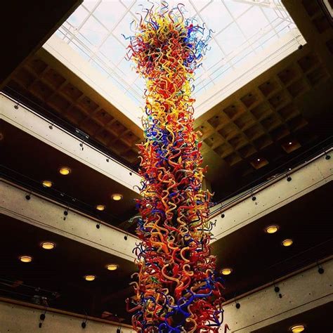 Chihulys Handblown Fireworks Tower At Indianapolis Childrens Museum