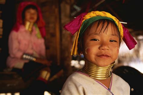 Hill Tribes in Thailand: Ethical Issues and Tours