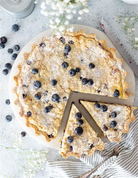 Rezept für Blaubeer Tarte mit Vanille Schmand und Streuseln