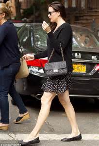 Liv Tyler Hides Stomach Amid Pregnancy Rumors With Dave Gardner Daily