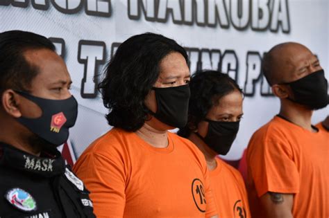 Gaji pegawai pelabuhan tanjung priok. Polisi Dalami Keterlibatan Pelaku Lain di Kasus Narkoba ...