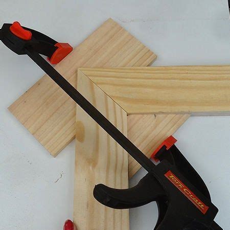 Wanna make some legitimate woodworking clamps on the cheap? Easy Picture Frame Clamp | Diy woodworking, Woodworking ...