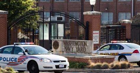 Moment By Moment How The Navy Yard Shooting Unfolded