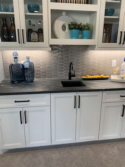 Picket Backsplash Kitchen Backsplash Designs Glass Tile Backsplash