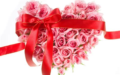 Bouquet Of Roses In The Shape Of Heart On Valentines Day February 14