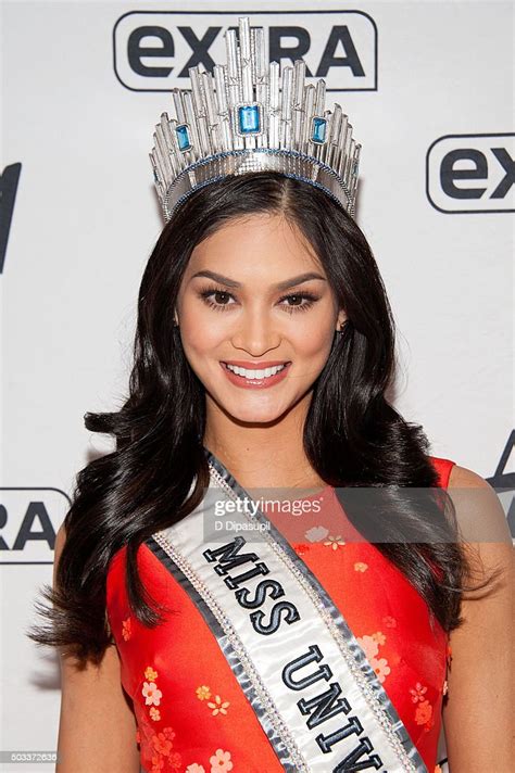 Miss Universe 2015 Pia Alonzo Wurtzbach Visits Extra At Their New