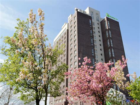 Read more than 5000 reviews and choose a room with planet of hotels. Holiday Inn Hamburg IHGのホテル
