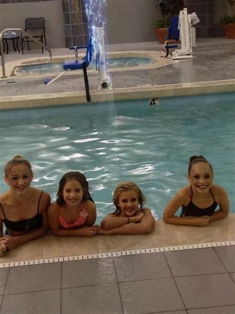 Maddie Kenzie Paige And Chloe In The Pool Dance Moms