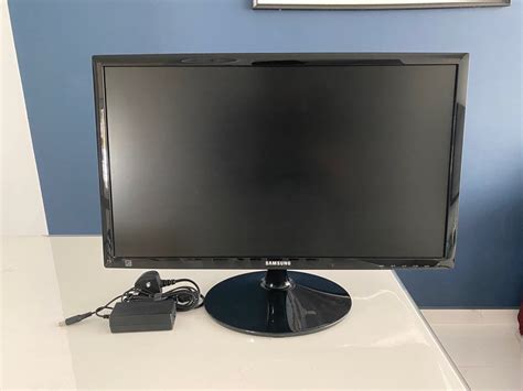 Samsung S24d300h Monitor 24 24 Inch 1920x1080 Full Hd 1080p Computers