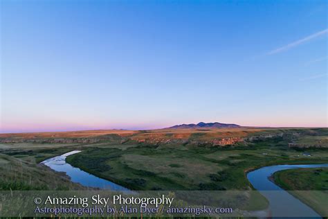 Sunset From Writing On Stone Provincial Park Amazing Sky