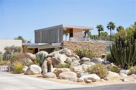 The Mid Century Modern Design In Palm Springs