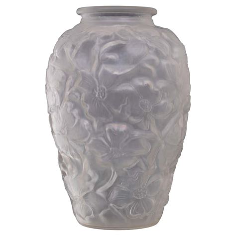 Chris Heilman Round Art Glass Vase With Wisteria And Flowers At 1stdibs