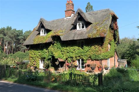 A Lovely Old English Cottage In The Suffolk Village Of Sudbourne R
