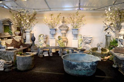 Garden Antiques Fair Is ‘red Hot At New York Botanical Gardenantiques