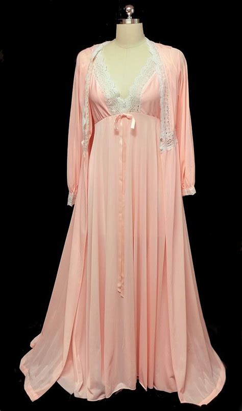vintage olga hollywood style peignoir and nightgown set in peaches n cream fashions thru the