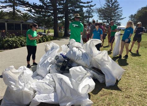 World Cleanup Day Haul Brings In Hundreds Of Kilos Of Rubbish By Volunteers Illawarra Mercury