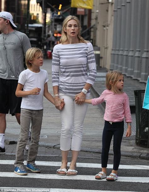 Kelly Rutherford Takes Her Children Painting In New York Daily Mail