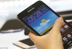 Now That Really Is A Mega Phone Samsung Unveils Giant Handset With 6