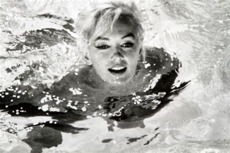 first dip marilyn monroe something s got to give may 23 1962 image 3 marilyn monroe