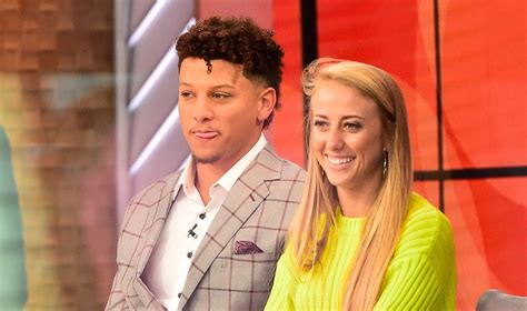 Patrick Mahomes Ignoring His Twerking Fiance Is Your New Favorite Nfl