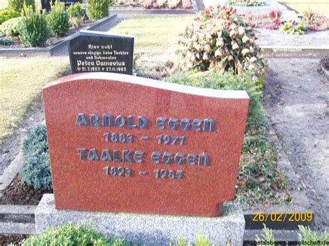 My son before watching his first arsenal game, too small to hold a tyler wilken ретвитнул(а). Grab von Taalke Eggen (geb. Eggen) (1893-1985), Friedhof ...