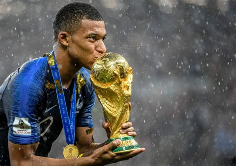 Mbappe Kieran Trippier In 2018 World Cup Team Of The Tournament Now