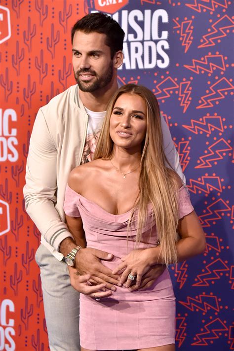 Cmt Awards 2019 Eric Decker Rocks Jessie James Decker T Shirt Pics