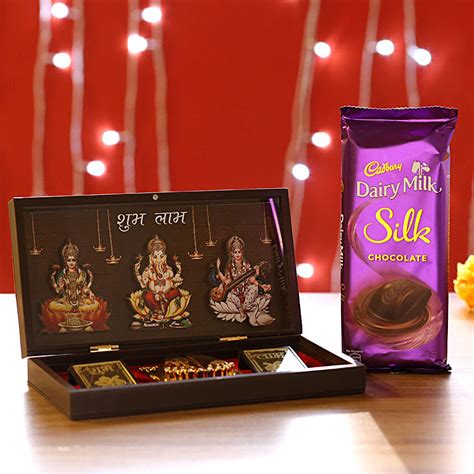 Buysend Diwali Pooja Box And Dairy Milk Silk Online Ferns N Petals