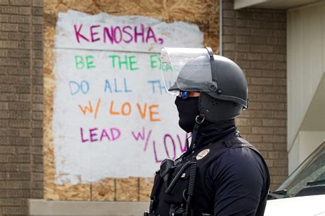 Kenosha Police City Face 20m Claim From Rittenhouse Shooting Victims