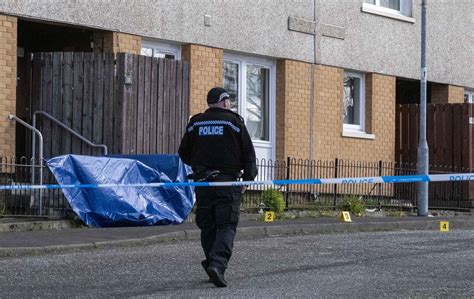 Death Of Glasgow Woman Suspicious As Forensics Team Scour Maryhill Flats The Scottish Sun
