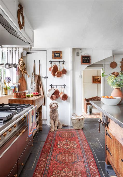 Cozy Kitchen Ideas 11 Stylish And Intimate Spaces