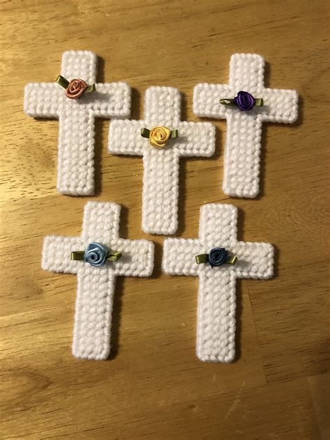 free cross plastic canvas patterns we ve included some quick and easy things to make along with