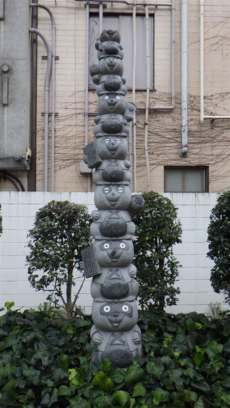 Открыть страницу «totem» на facebook. Tanuki totem pole | Guy Jean's Japan