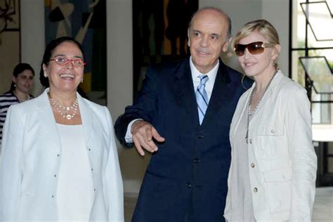 Para muy pocos, que el fotoperiodismo se distancie de sus. Madonna encontra José Serra e sua mulher no Palácio dos ...