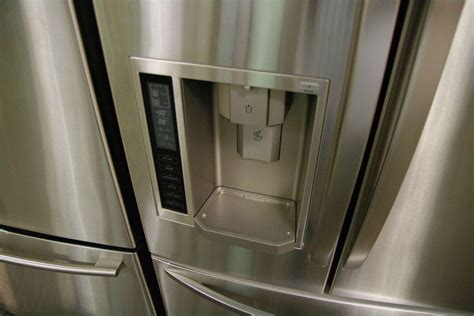 Hisense 176 l single door fridge with water dispenser. LG LFX25971ST STAINLESS STEEL DOUBLE DOOR FRIDGE