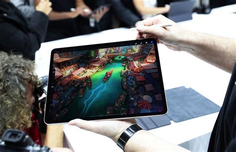 Can An Ipad Pro Truly Replace Your Laptop Computer The National Interest