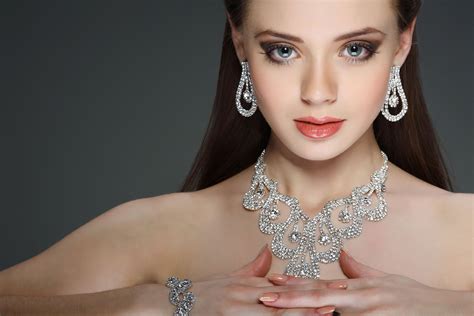 Diamonds Nerces Fine Jewelry