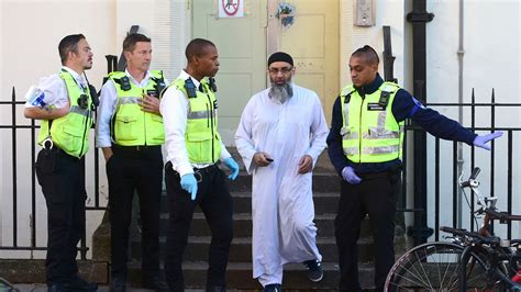 One Of Uks Most Prolific Extremist Cells Is Regrouping The New