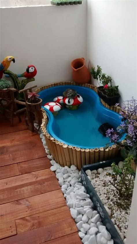 Warna ikan koi yang bagus, selain dipengaruhi oleh kualitas ikannya mendapatkan warna ikan yang indah dan bercahaya. Warna Cat Untuk Kolam Ikan