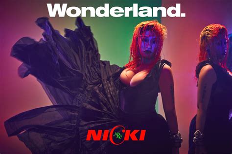 Nicki Minaj Sexy Wonderland Magazine Septembre Les Stars Nues