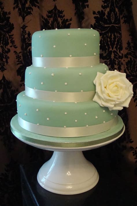Wedding Cake Pearl And Vintage Sage Green Wedding Cakes Wedding Cake