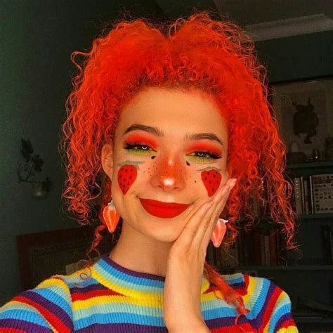 Art Aesthetic Mixed Girls Face Paint Strawberry