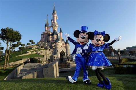 Disney World Celebra Sus 50 Años Con El Show Más Mágico Del Mundo
